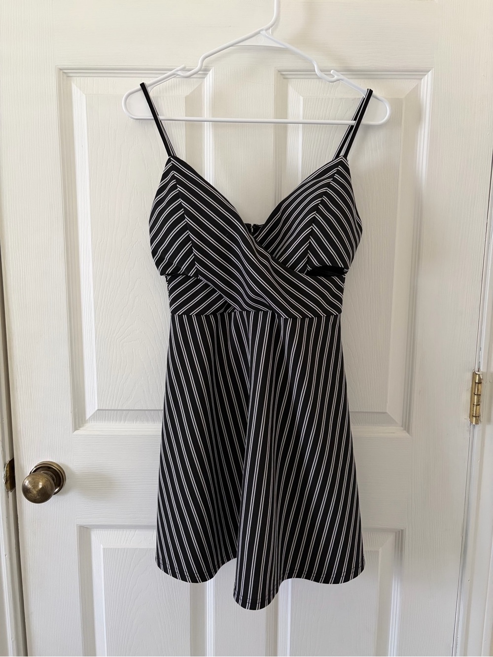 Ijoah Black and White Striped V-Neck Dress